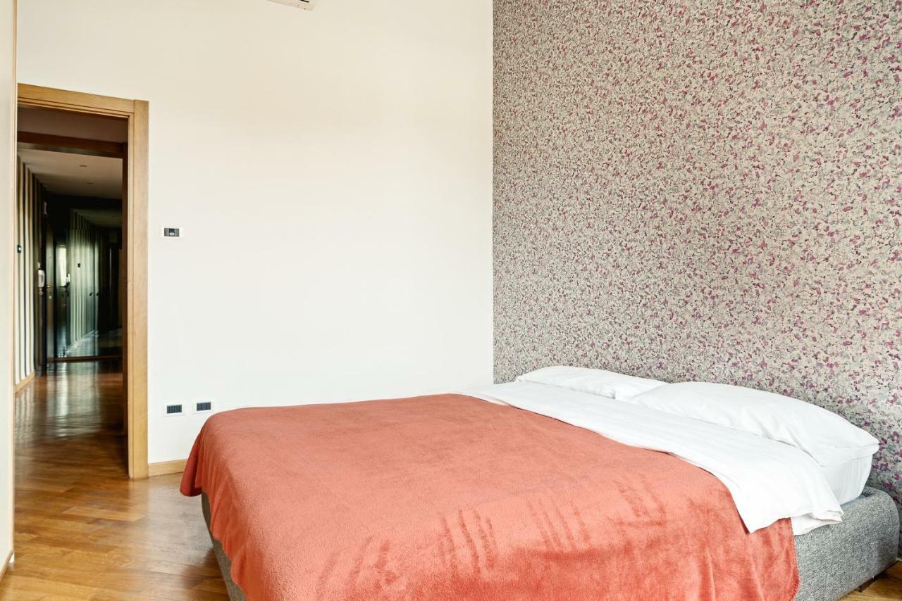 Sant'Orsola Design Apartment โบโลญญา ภายนอก รูปภาพ