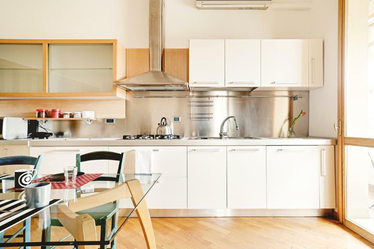Sant'Orsola Design Apartment โบโลญญา ภายนอก รูปภาพ