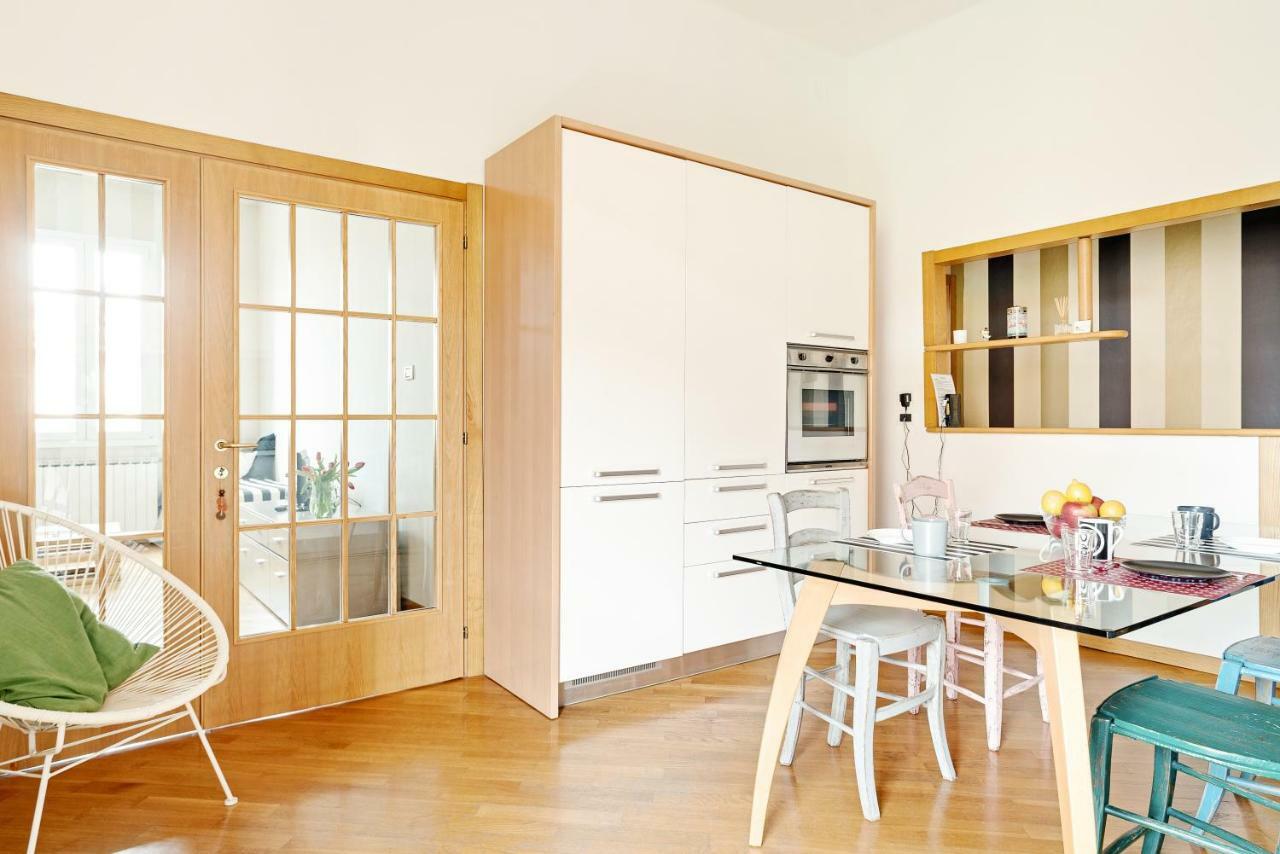 Sant'Orsola Design Apartment โบโลญญา ภายนอก รูปภาพ